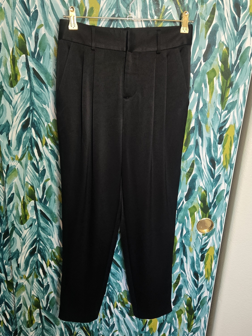 Alice + Olivia Grady High Waisted Tapered Trouser Pants Black